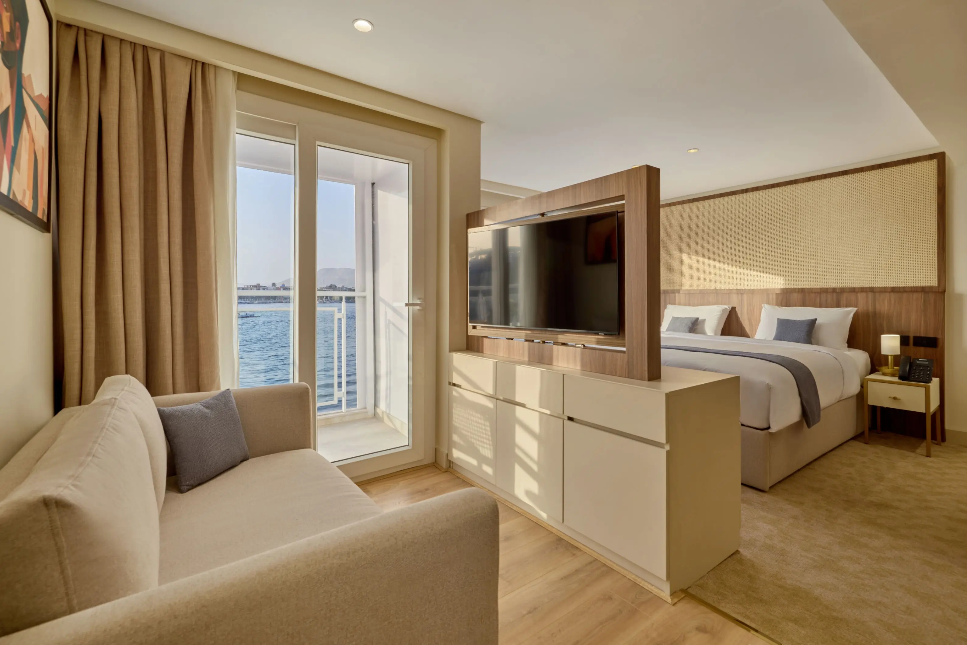 Balcony Suite - view 1